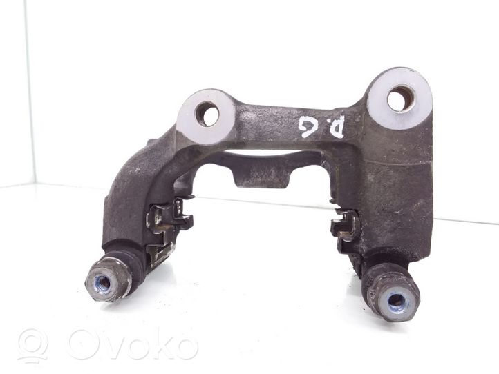 BMW 5 G30 G31 Supporto della pinza del freno posteriore 2467