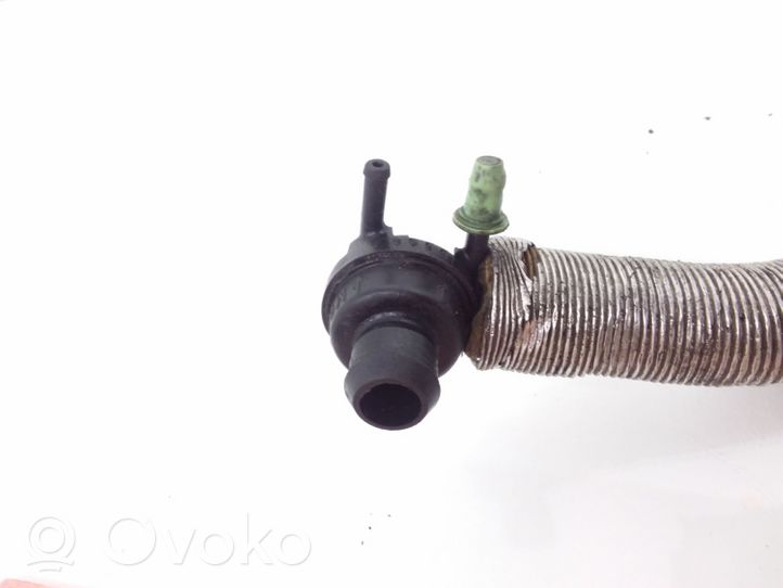 Audi A4 S4 B5 8D Vacuum line/pipe/hose 