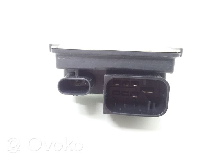 BMW 3 F30 F35 F31 Przekaźnik / Modul układu ogrzewania wstępnego 8570087