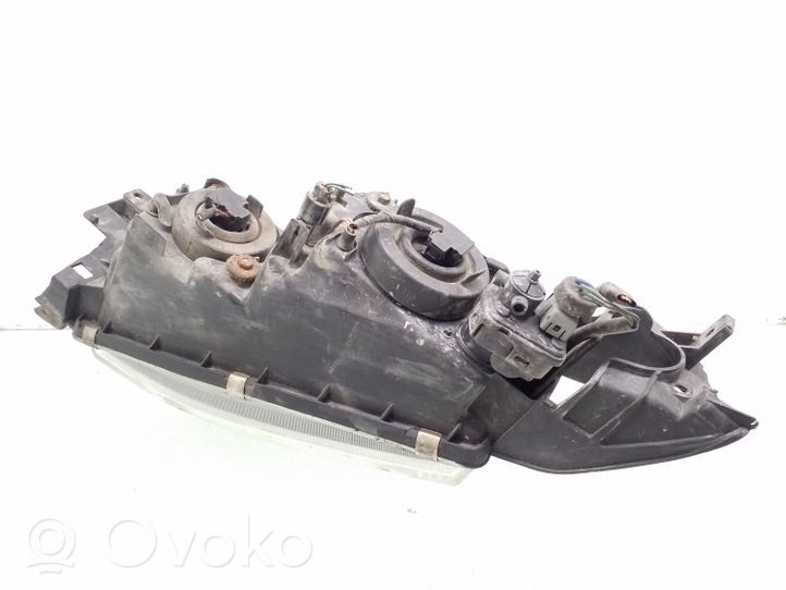 Mitsubishi Galant Headlight/headlamp 7525