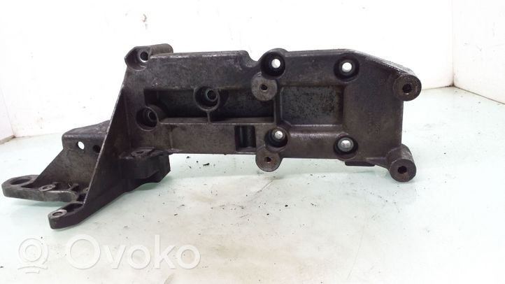 Volvo S60 Support de générateur / alternateur 8642196