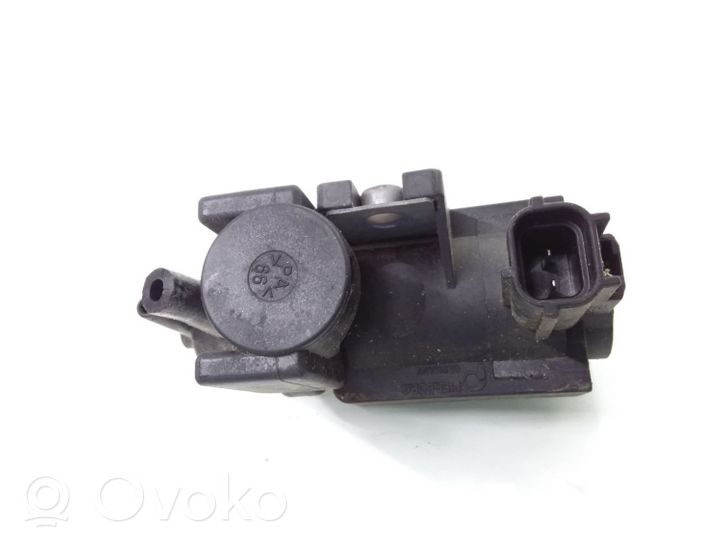 Toyota RAV 4 (XA40) Turboahtimen magneettiventtiili 258190R012