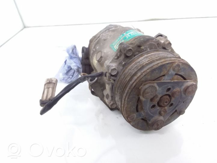 Opel Combo C Air conditioning (A/C) compressor (pump) 24422013