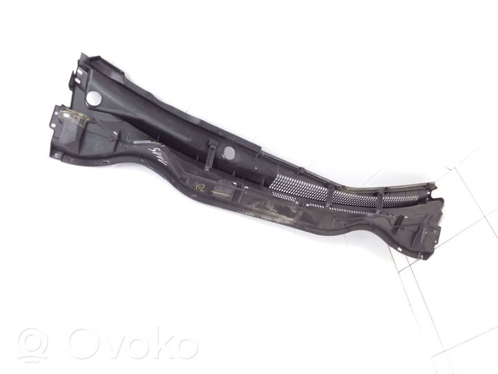 Toyota Auris E180 Rivestimento del tergicristallo 5570802470