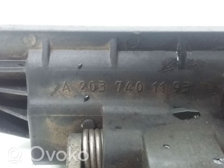 Mercedes-Benz C W203 Türgriff Türöffner Heckklappe A2037401193