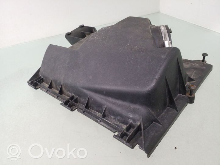 Opel Vectra C Air filter box cover 9177263