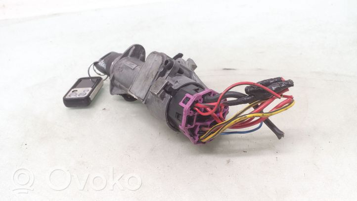 Audi A4 S4 B5 8D Cerradura de encendido 4B0905851A