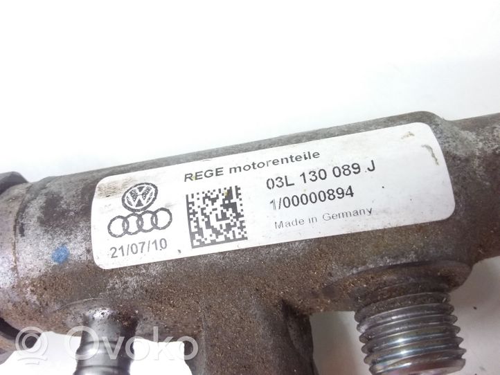 Volkswagen PASSAT B7 Kraftstoffverteiler Einspritzleiste Verteilerrohr 03L130089J