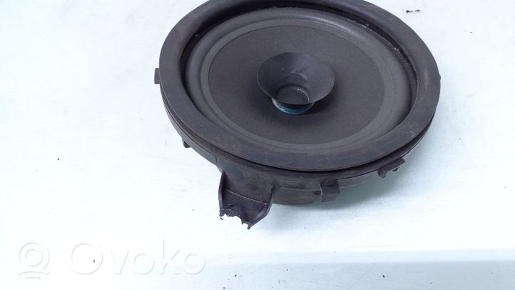 Volvo V70 Takaoven kaiutin 30679498