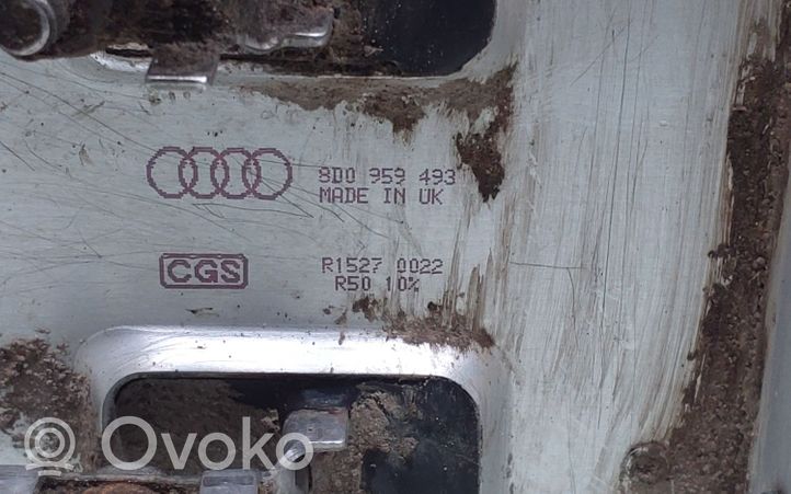 Audi A4 S4 B5 8D Relè della ventola di raffreddamento 8D0959493