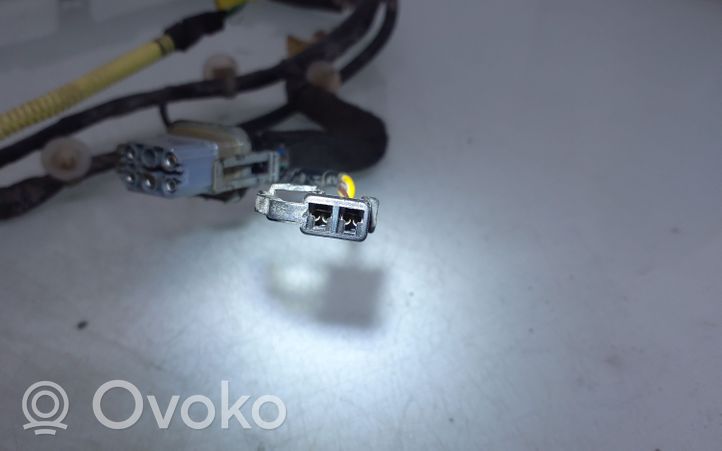 Opel Astra G Priekšējo durvju vadu instalācija 90559674