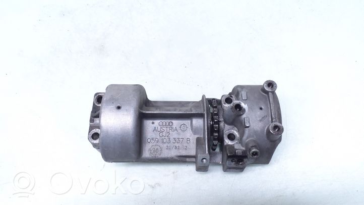 Audi A8 S8 D2 4D Arbre d'équilibrage pompe à huile 059103337B