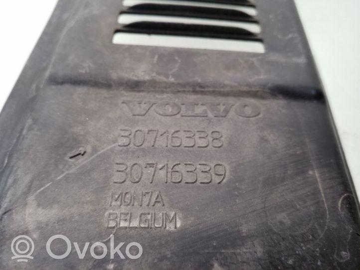 Volvo V50 Ylempi jäähdyttimen ylätuen suojapaneeli 30716338