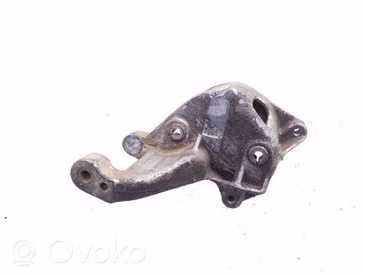 Seat Alhambra (Mk1) Supporto di montaggio della pompa del servosterzo 028145523E