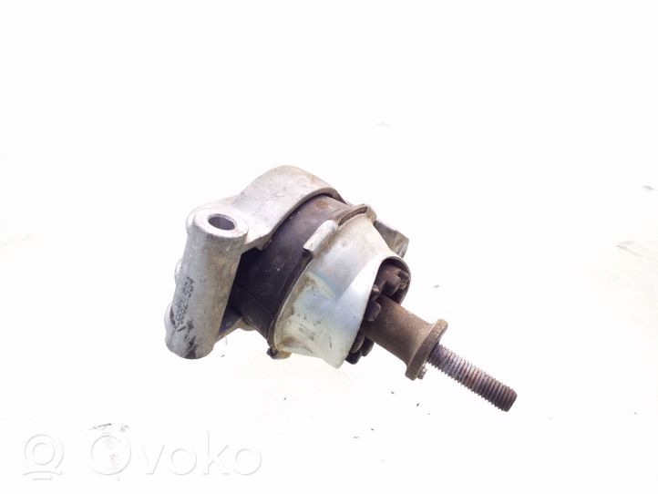 Opel Astra G Supporto della scatola del cambio 5682534