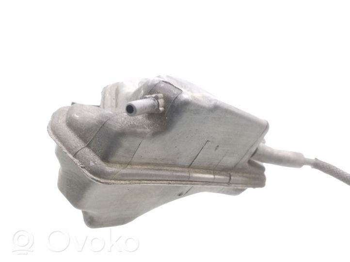 Volvo C30 Vacuum air tank 