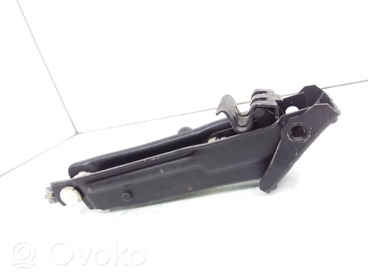 Volkswagen Golf III Lift Jack 1H0011031