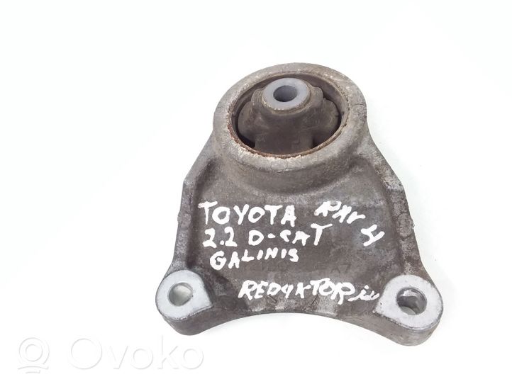 Toyota RAV 4 (XA40) Takatasauspyörästön kannatin 42120A7