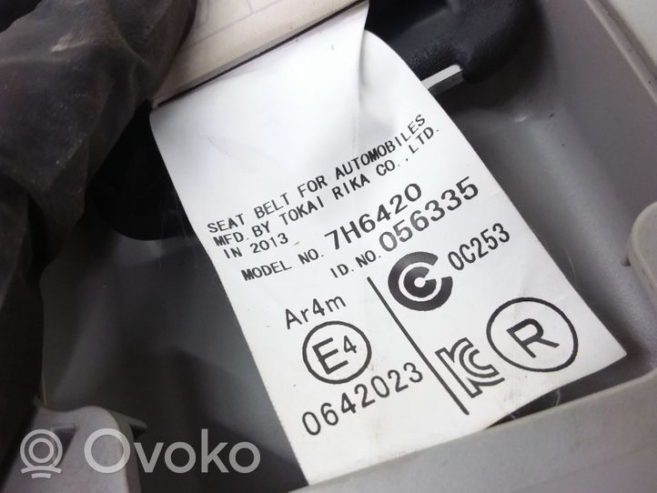 Toyota RAV 4 (XA40) Cintura di sicurezza centrale (posteriore) 0642023