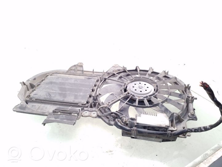 Audi A4 S4 B7 8E 8H Ventilatore di raffreddamento elettrico del radiatore 8E0121205AE