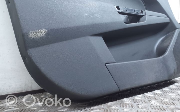 Opel Astra H Boczki / Poszycie drzwi przednich 13177105