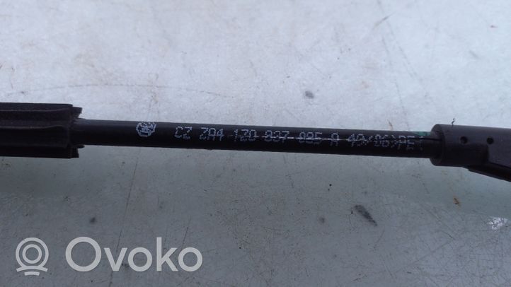 Skoda Octavia Mk2 (1Z) Tirette à câble, verouillage de porte avant 1Z0837085A