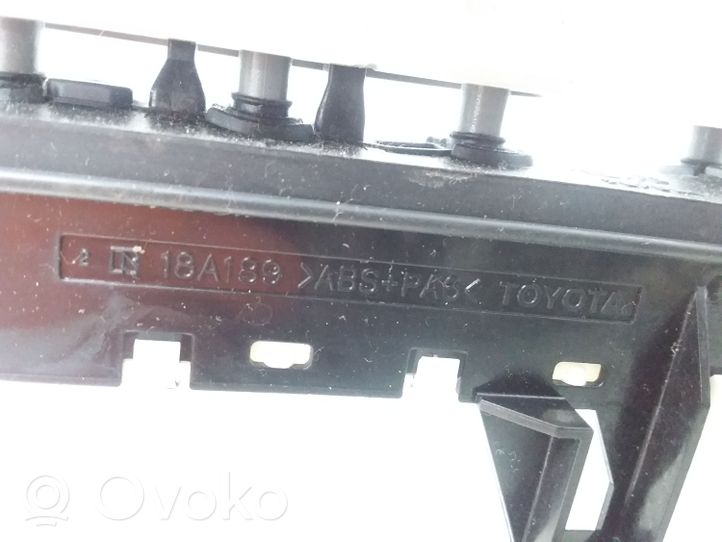 Toyota Avensis T250 Interruttore di controllo del sedile 18A189