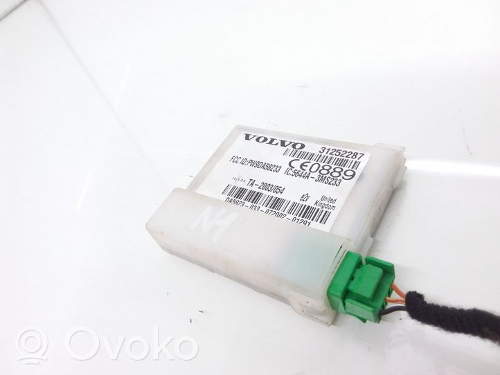 Volvo C30 Alarm control unit/module 31252287