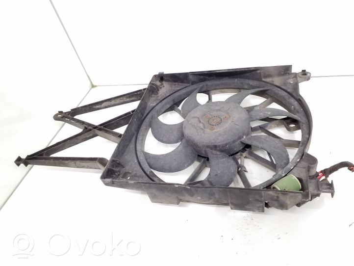 Opel Astra H Ventilatore di raffreddamento elettrico del radiatore 0130303300