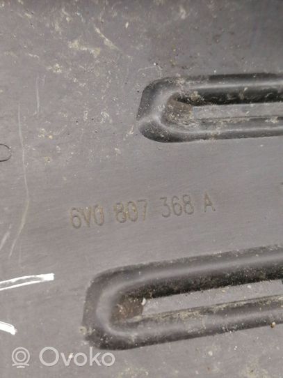 Skoda Fabia Mk3 (NJ) Grille inférieure de pare-chocs avant 6V0807368A
