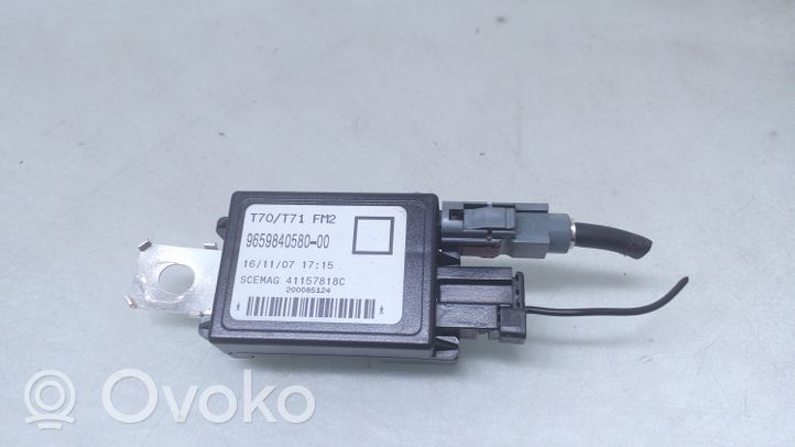 Peugeot 308 Antenos stiprintuvas 9659840580