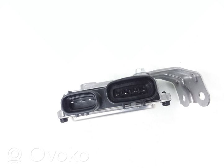 Lexus RX 450H Centralina/modulo pompa dell’impianto di iniezione 8957158010