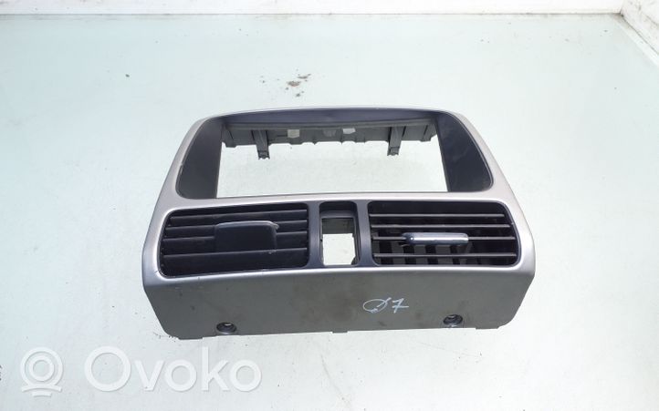 Honda CR-V Dysze / Kratki środkowego nawiewu deski rozdzielczej 77250S9AA0130
