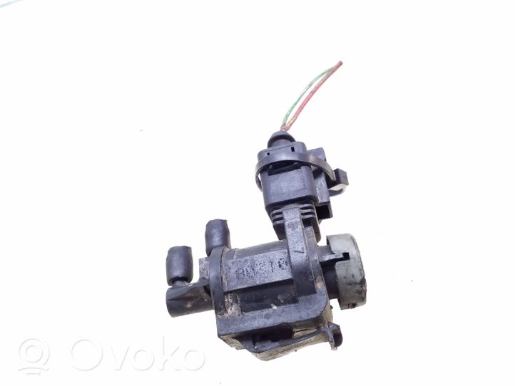 Seat Cordoba (6K) Solenoidinis vožtuvas 1J0906283C