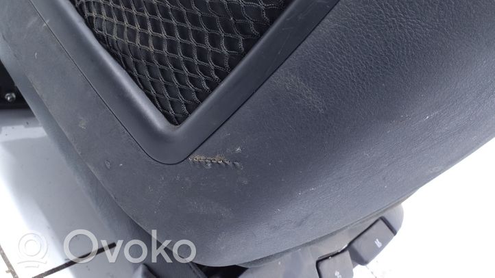 BMW 3 E46 Priekinė keleivio sėdynė 8226420