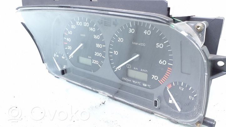 Volkswagen Golf III Tachimetro (quadro strumenti) 1H0919880A