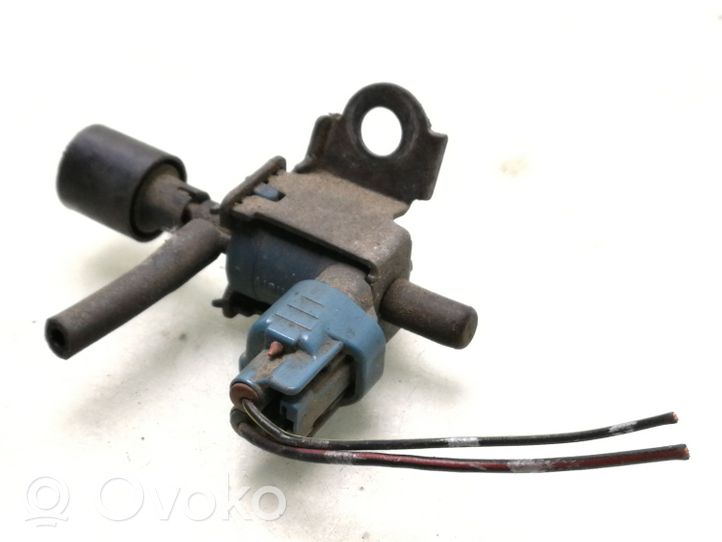 Toyota Avensis T220 Solenoīda vārsts 9091012219