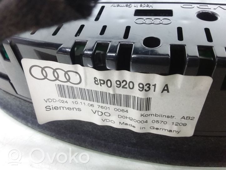 Audi A3 S3 A3 Sportback 8P Compteur de vitesse tableau de bord 8P0920931A