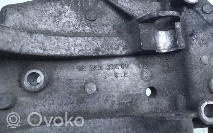 Volvo V50 Generaattorin/laturin kiinnike 9650034280