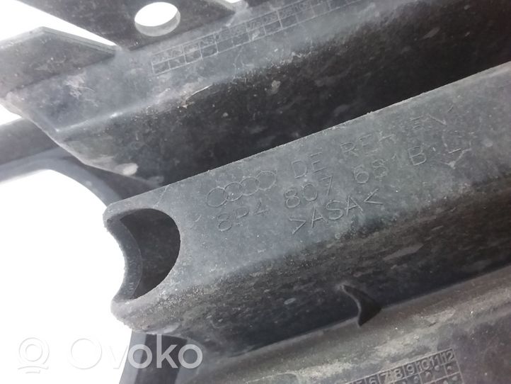 Audi A3 S3 A3 Sportback 8P Kratka dolna zderzaka przedniego 8P4807681B