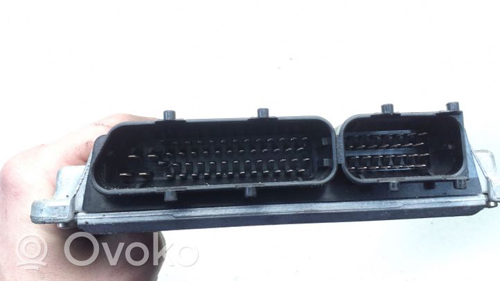 Volkswagen PASSAT B5 Sterownik / Moduł ECU 038906018P