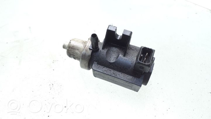 Volkswagen PASSAT B5 Vacuum valve 1H0906627A