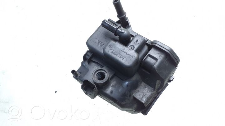 Citroen Berlingo Filtre à carburant 9305108C