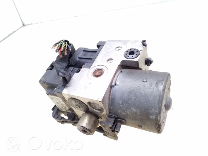 Volkswagen PASSAT B5 ABS Pump 8E0614111AB