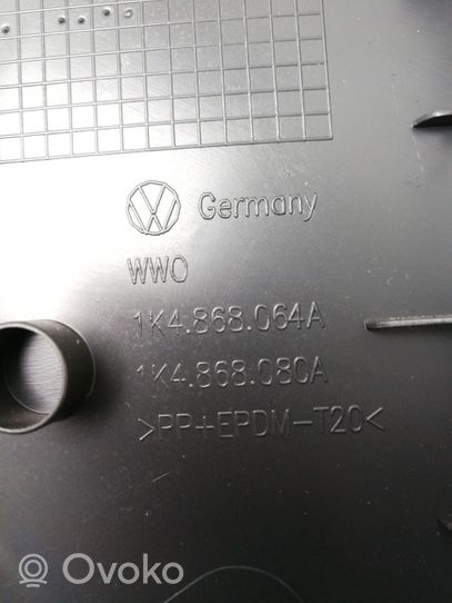 Volkswagen Golf V Revestimiento de puerta delantera 1K4868064A