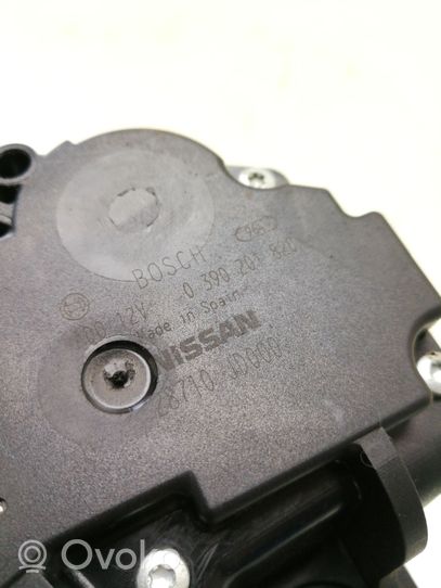 Nissan Qashqai Takalasinpyyhkimen moottori 0390201820