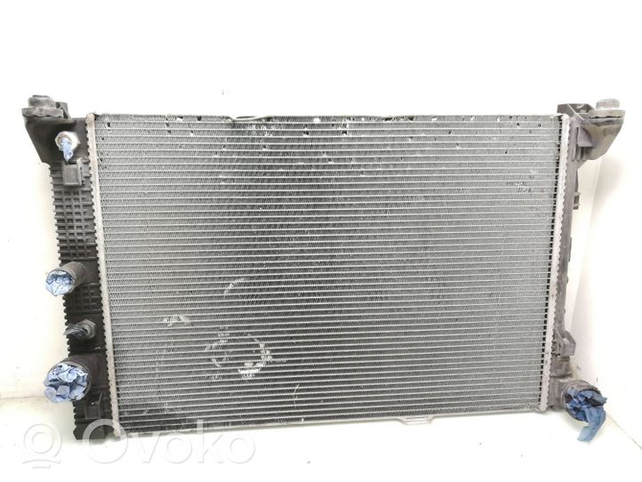 Mercedes-Benz C W204 Radiateur de refroidissement A2045000403