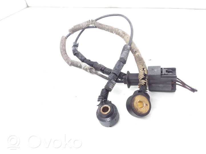 Volvo S80 Sensor de petardeo del motor 0261231142