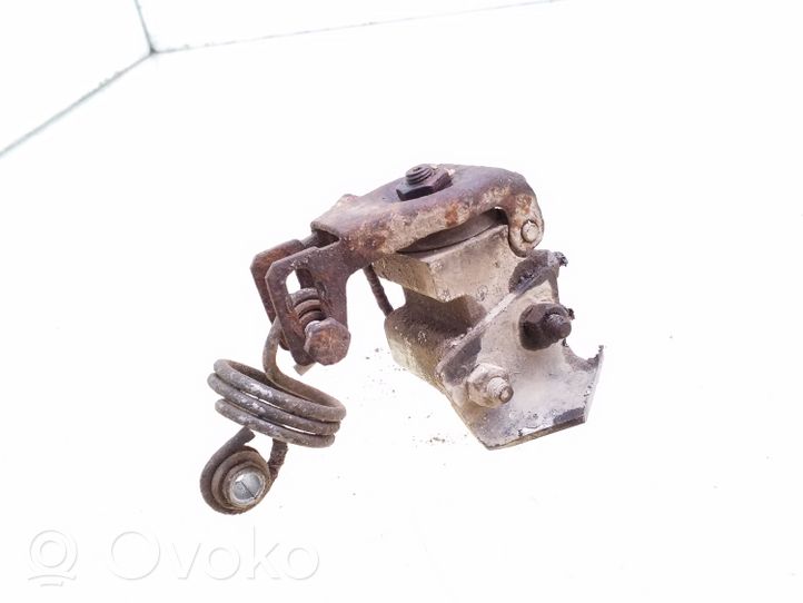 Audi 80 90 S2 B4 Regolatore di pressione del freno 1H0612151