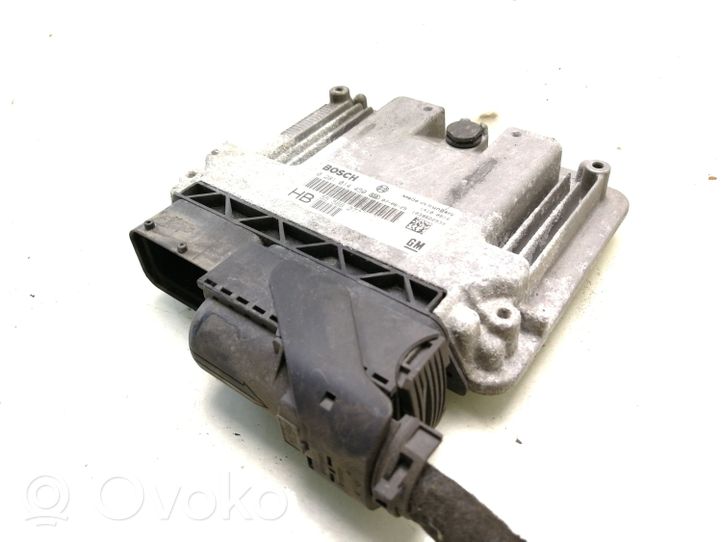 Opel Vectra C Sterownik / Moduł ECU 0281014450